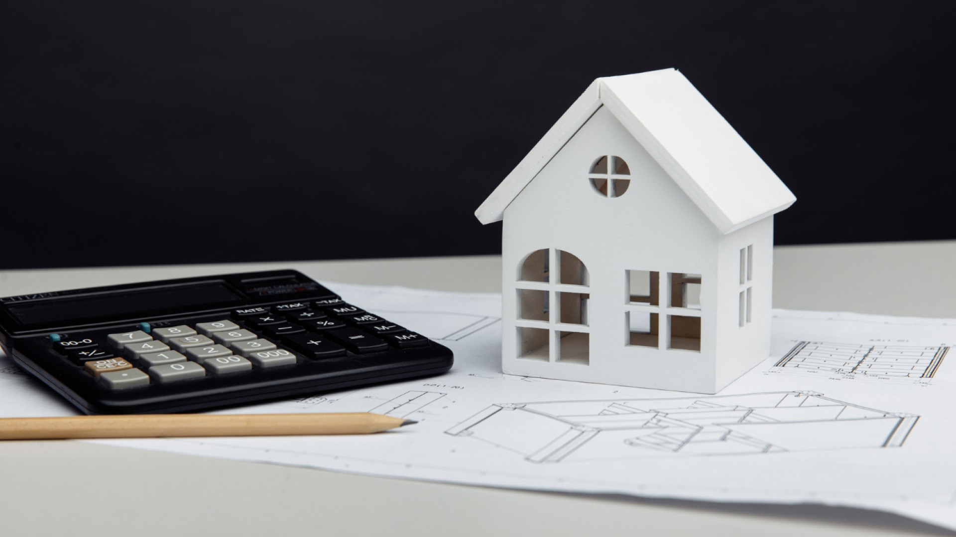 Construire pas cher : quels plans de maison privilégier pour maîtriser son budget ?